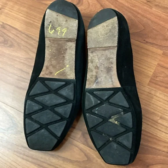 Tory Burch Black Leather Flats 6 - Picture 3 of 5